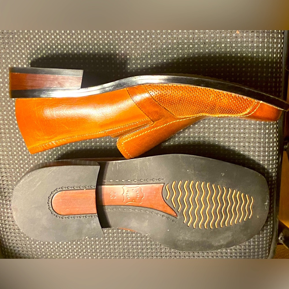 Borgesi Beverly Hills Collection~Brown slip on dress Shoes-Size:43 or 91/2